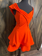 Load image into Gallery viewer, (1X) Lady in Red Dress

