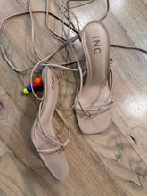 Load image into Gallery viewer, (8.5) INC Tan Lace Up Heels
