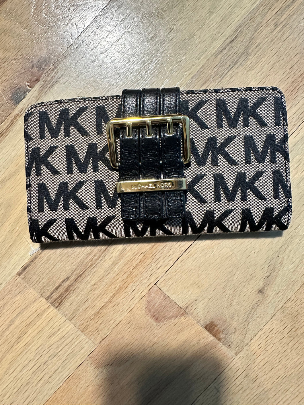 Micheal Kors Wallet