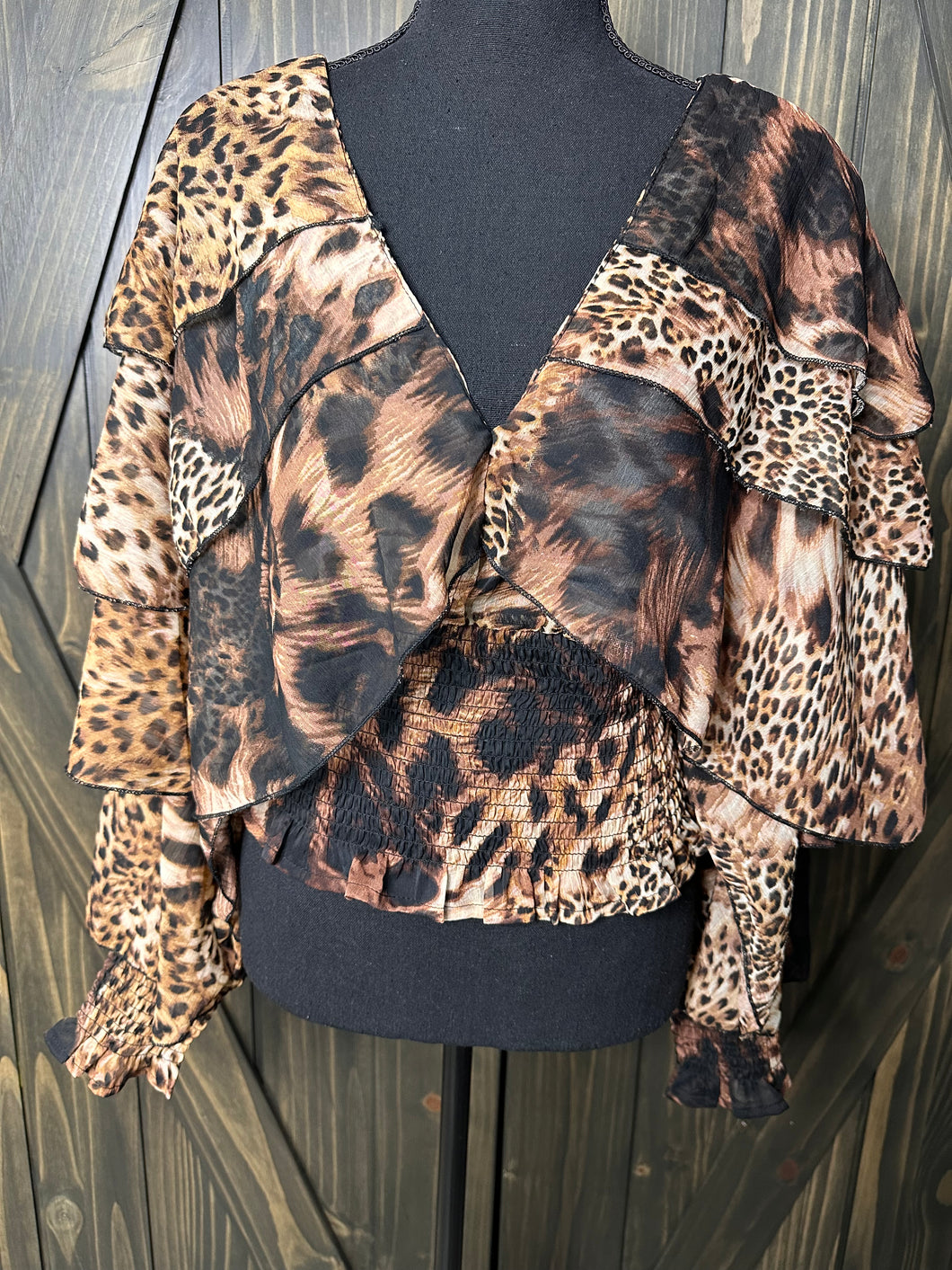 (XL) Leopard Layer Top