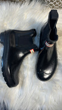 Load image into Gallery viewer, (10) Black Hunter Boots
