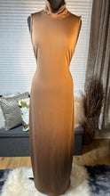 Load image into Gallery viewer, (XL) Best fit Brown Maxi NWT’s
