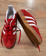 Load image into Gallery viewer, 8 (mens) 10 (women’s) Adidas Gazelle NEW
