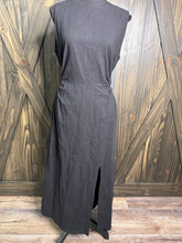 Load image into Gallery viewer, (L) Black Cut Out Dress
