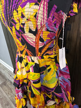 Load image into Gallery viewer, (M/L) NWT’s Truth Hi Lo Dress
