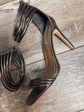 Load image into Gallery viewer, (8) Steve Madden Chrome Heels

