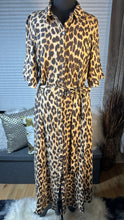 Load image into Gallery viewer, (XL) Leopard Maxi
