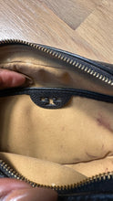 Load image into Gallery viewer, Black Tory Burch McGraw Camera Bag
