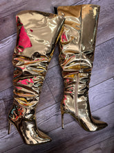 Load image into Gallery viewer, Solid Gold Metallic Boots
