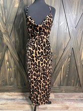 Load image into Gallery viewer, (L) Leopard Velvet Dress
