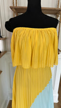 Load image into Gallery viewer, (M) Blue Yellow Dress
