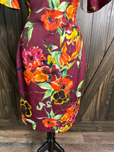 Load image into Gallery viewer, (M) NYC Burg Floral Dress
