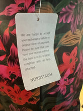 Load image into Gallery viewer, (M) NSR Floral Dress
