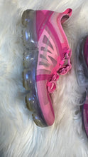 Load image into Gallery viewer, (8.5) Pink Nike VaporMax
