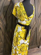 Load image into Gallery viewer, (22/24) NWT’s Ashley S Black Gold Long Maxi
