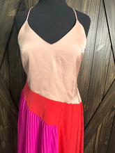 Load image into Gallery viewer, (8) Cushnie (collab)
