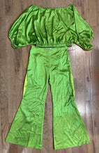 Load image into Gallery viewer, (M) Lime Green Uoozee Set
