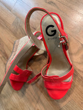 Load image into Gallery viewer, (10) Coral G by Guess Wedges
