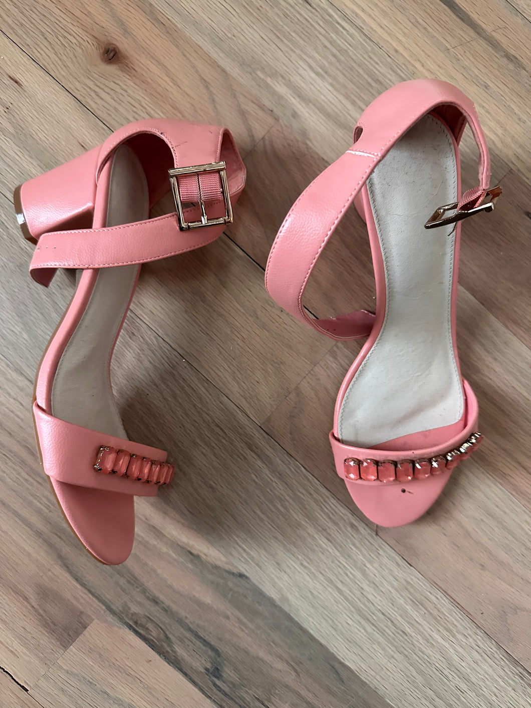 (9) Peach Sandals