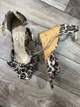 Load image into Gallery viewer, (6.5) Jessica Simpson Wedges
