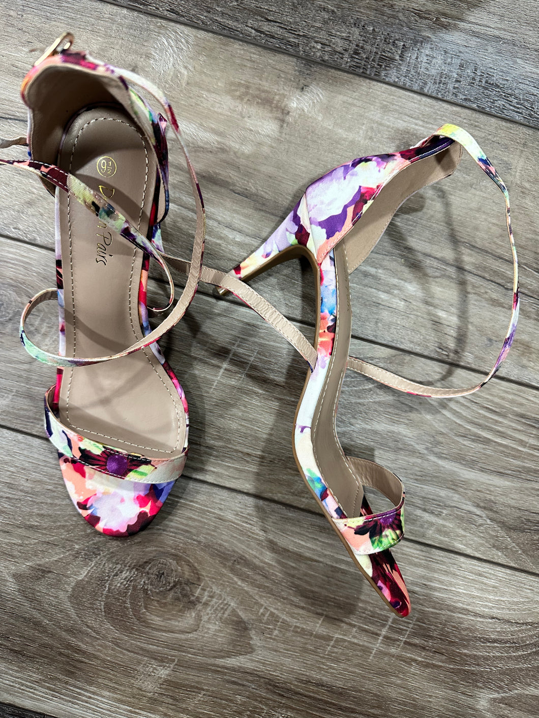 (9.5) Floral Heels