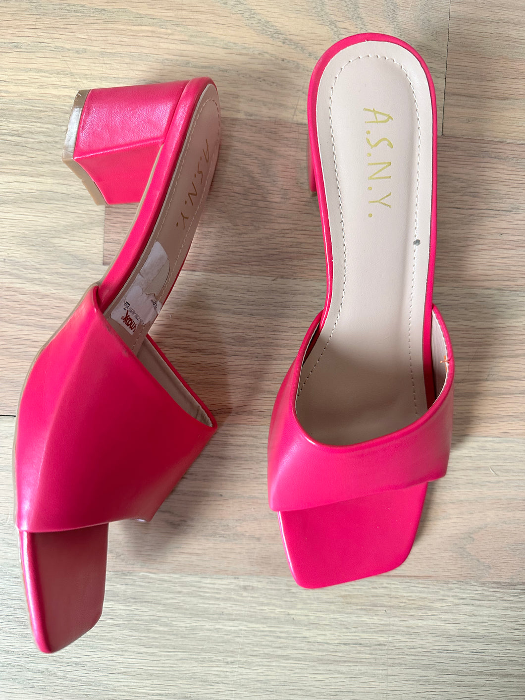 (10) Fuchsia Pink Sandals