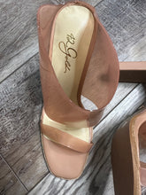 Load image into Gallery viewer, Clear 42 Gold Heels (NEW)
