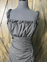 Load image into Gallery viewer, (XL) Black Mid Dress NWT’s
