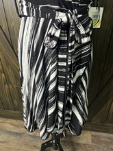 Load image into Gallery viewer, (8) Black White CK Dress
