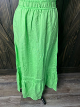Load image into Gallery viewer, (S) NWT’s Loft Lime Green Dress
